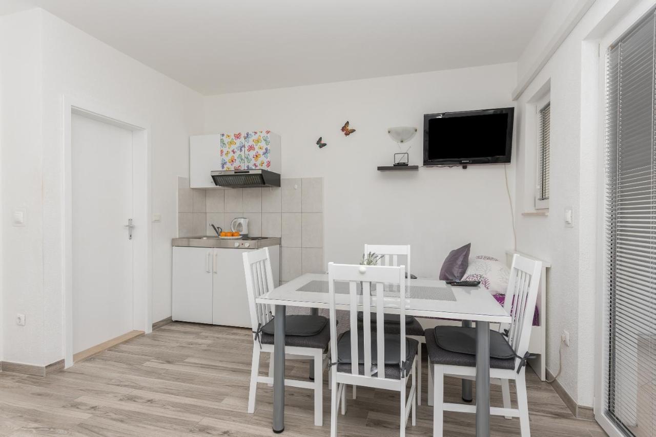 Apartmani Franko Башка-Вода Екстер'єр фото